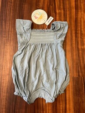 NWT Little Sleepies Dusk Blue Smocked Flutter Romper 3-6m